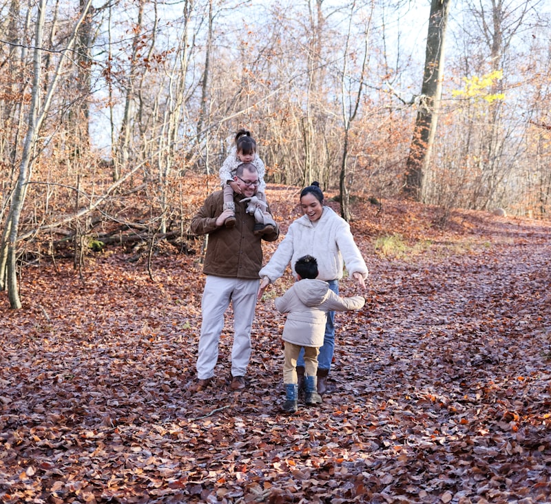 Autumn walk with the family, Thanksgiving 2022